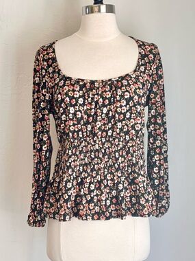 Good Luck Gem Allover Floral Print Smocked Waist 3/4 Sleeve Top, Medium